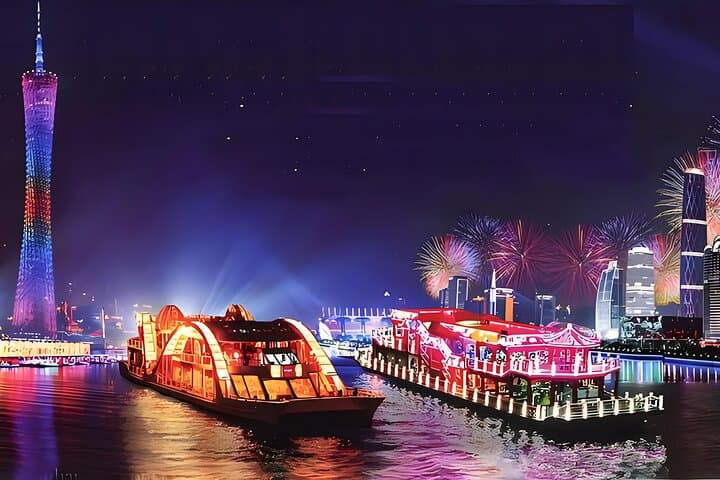 Guangzhou Night Experience: Canton Tower Skydeck & Pearl River VIP Cruise