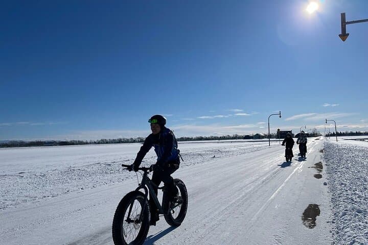 Fat-Biking Shinshinotsu: Guided Winter Tour from Sapporo