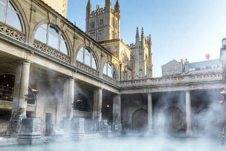 Private London to Stonehenge and Bath Day Tour