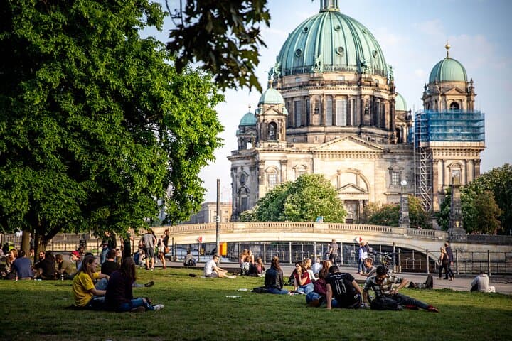 4-Hour Private Berlin Orientation Tour with Hotel Pickup photo 5