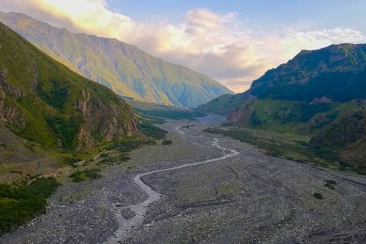 Great Caucasus One-Day Tour: Jvari, Ananuri, Gudauri & Gergeti photo 5