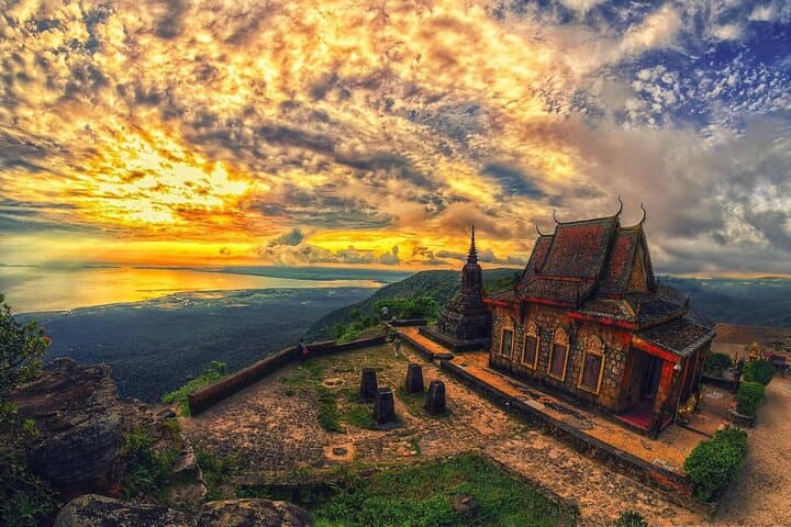 Bokor Mountain Day Tour: Bokor Palace, Wat Sampov Pram & Popokvil Waterfall photo 1