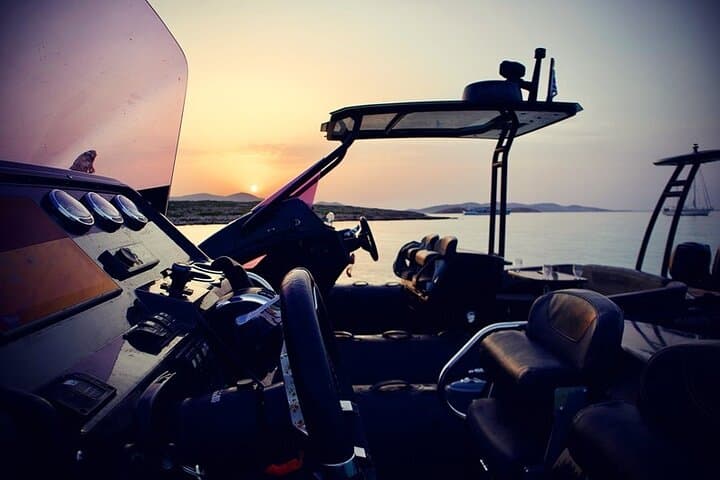 Private Sunset Speedboat Cruise in Paros — Aegean Evening Escape photo 3