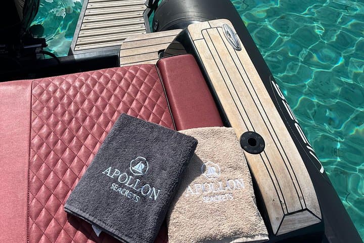 Private Luxury Speedboat Cruise Along Mykonos' Southern Coast photo 5
