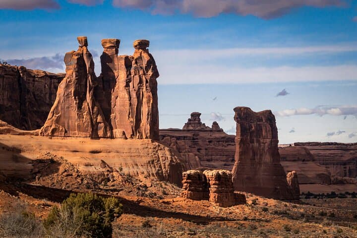 Two-Day Private Tour and Hike: Arches and Canyonlands from Moab photo 4