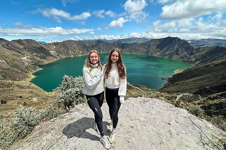 Quilotoa Crater Lake Day Trip from Quito: Hike the Rim, Visit Indigenous Markets