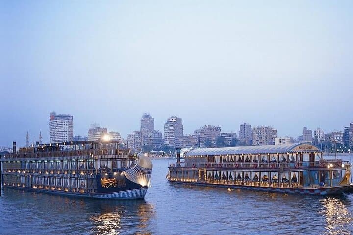 Nile Pharaoh Dinner Cruise: Luxury 2-Hour Evening on the Nile in Cairo