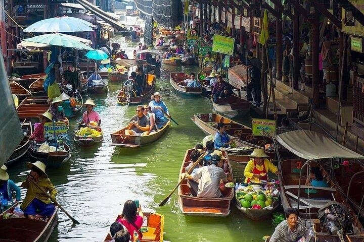 Maeklong Railway and Damnoen Saduak Floating Market Day Trip from Bangkok photo 2