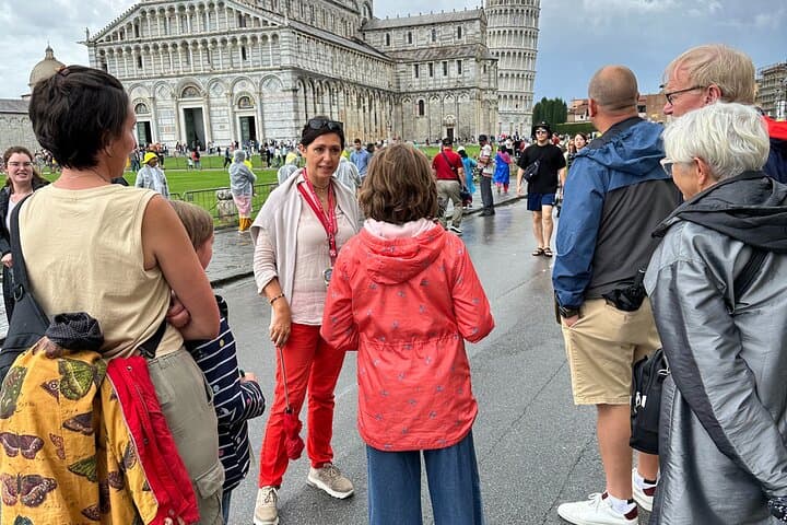 Kid-Friendly Pisa Highlights and Leaning Tower Family Guided Tour photo 3