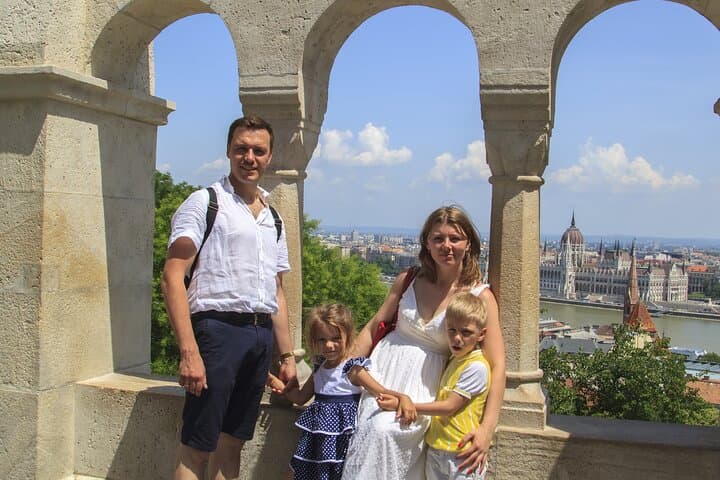 Budapest Castle Hill Family Walking Tour — Kid-Friendly Highlights