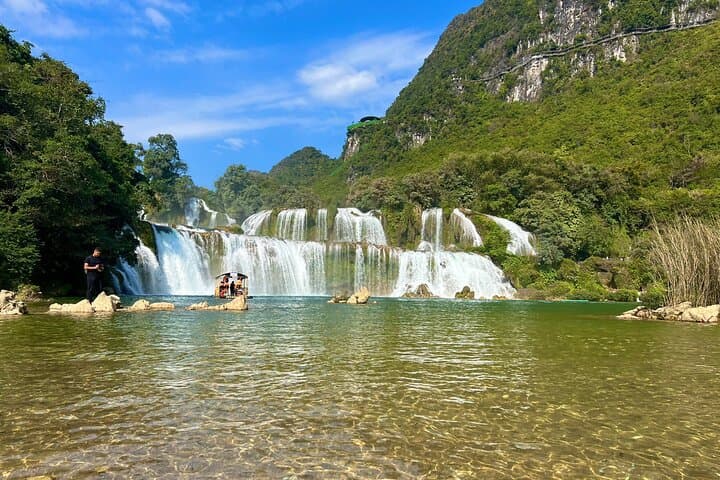 Ha Giang to Ban Gioc Waterfall: 4-Day Cao Bang & Dong Van Motorbike and Boat Tour