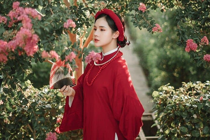 Dress Like Vietnam: Traditional Costume Photoshoot at Dong Dinh Museum photo 6