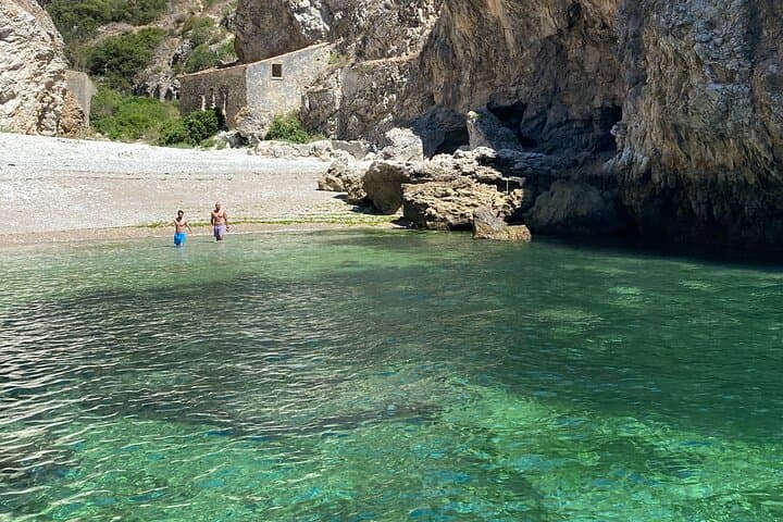 Sesimbra Secret Beaches and Caves Boat Trip — Arrábida Coast Highlights photo 5