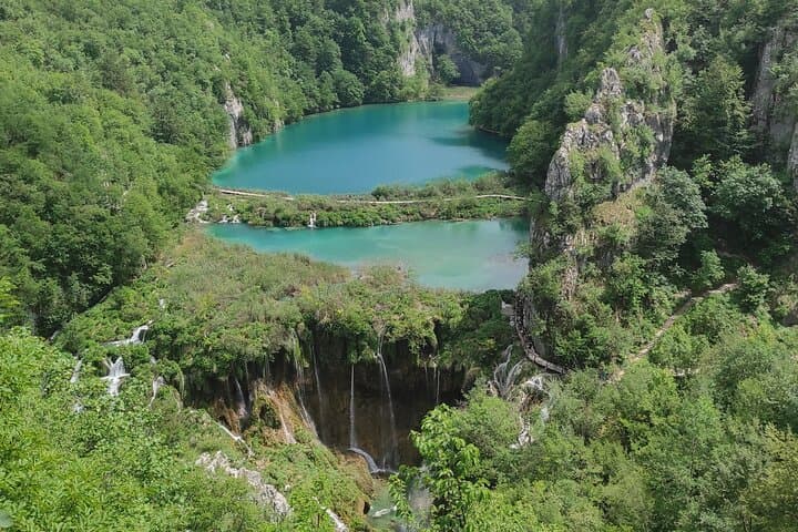 day-trip-from-zagreb-to-plitvice-lakes-and-deer-ranch photo 2