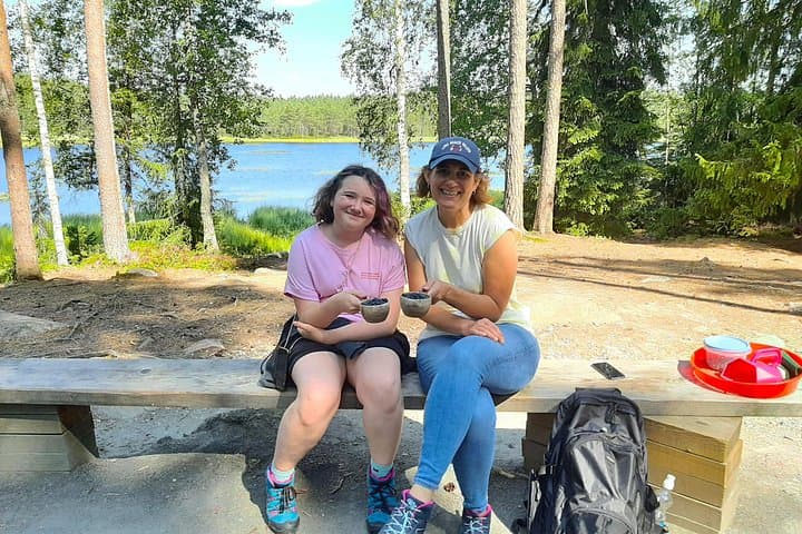 Forage the Taiga: Berry Picking Day Trip to Liesjärvi National Park photo 4