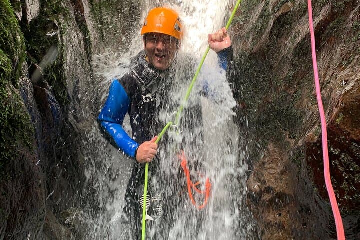 Canyoning in Dollar Glen: Beginner-Friendly Gorge Adventure Near Edinburgh photo 4
