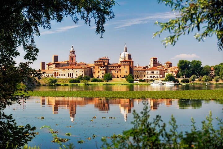 Day Trip from Verona to Mantua, Valeggio sul Mincio & Sirmione — Palazzo Te, Borghetto and Lake Garda Views photo 3