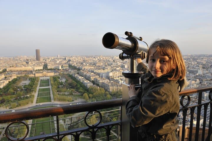 Eiffel Tower Reserved Access: Summit or 2nd Floor Direct-Entry Ticket photo 4