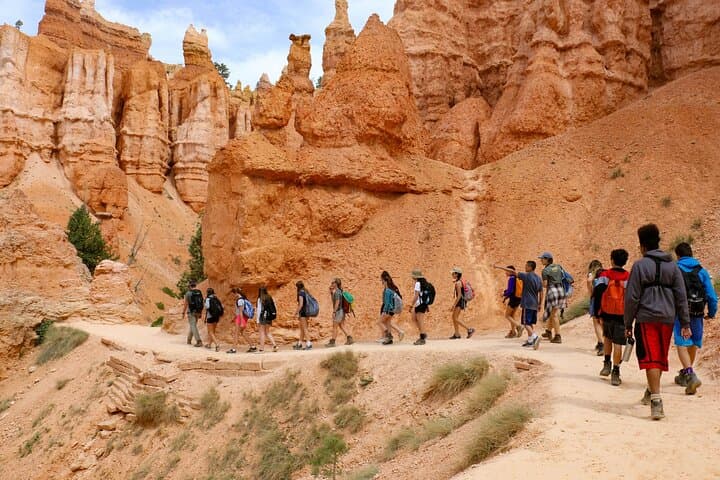 Bryce Canyon Full-Day Small-Group Hike — Sunrise, Hoodoos & Queen's Garden