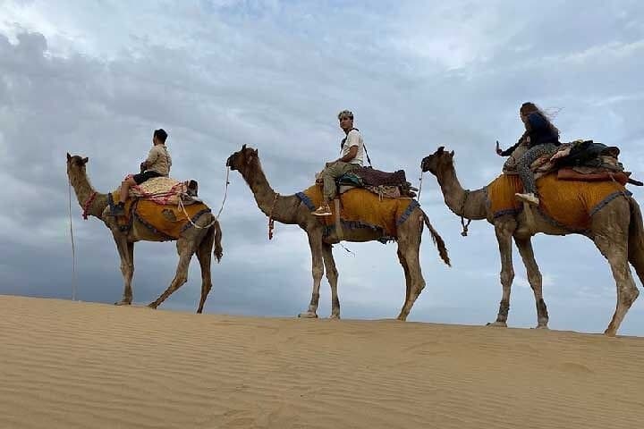 Royal Jaisalmer: 3-Day Fort, Haveli & Thar Desert Camping Experience