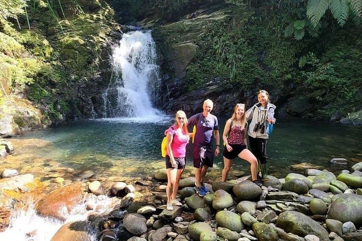 Day Trek to Bach Ma: Five Lakes, Do Quyen Falls & Vong Hai Dai Panorama photo 2