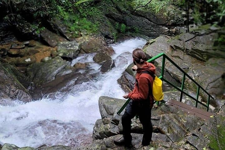 Day Trek to Bach Ma: Five Lakes, Do Quyen Falls & Vong Hai Dai Panorama photo 3