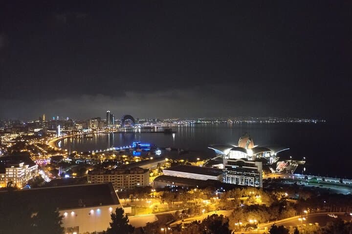 Baku Night Panoramic Tour — Highland Park, Flame Towers & Seafront Walk photo 4