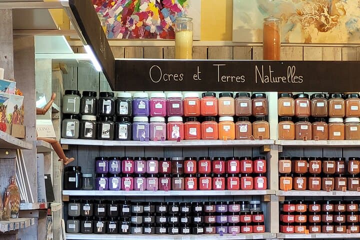 Private Luberon Day Tour — Gordes, Roussillon, Lourmarin & Lacoste photo 2