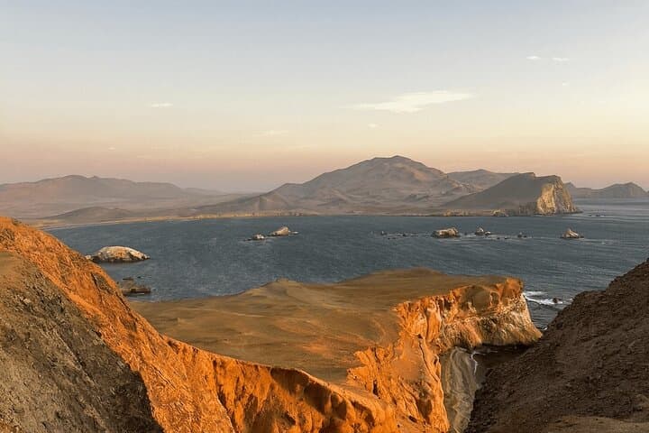 Golden Shadows Trek: Paracas National Reserve Sunset Trekking Expedition photo 2