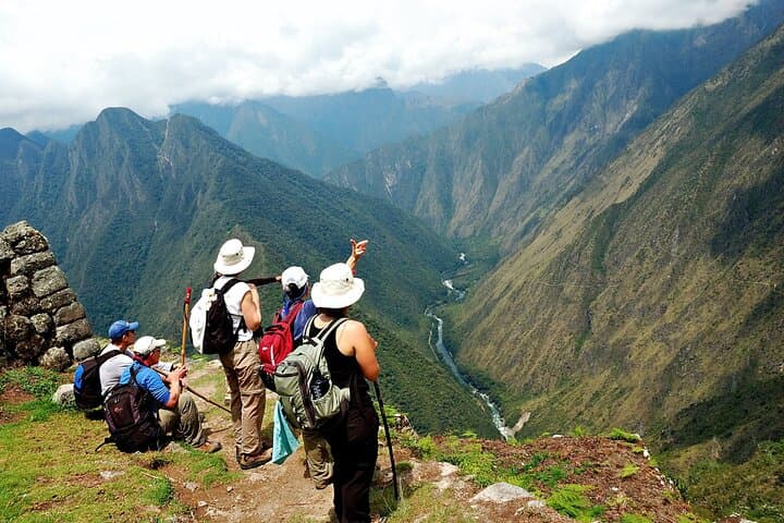 Short Inca Trail to Machu Picchu: 2-Day Express Trek photo 4
