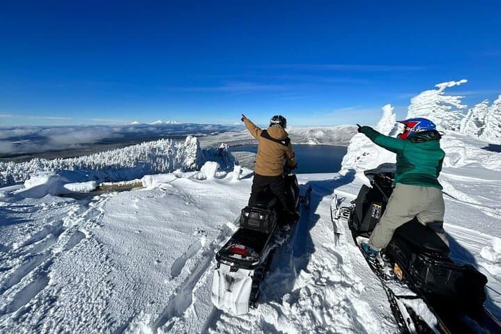 Snowmobile Newberry National Volcanic Monument: 4-Hour Scenic Tour from Bend