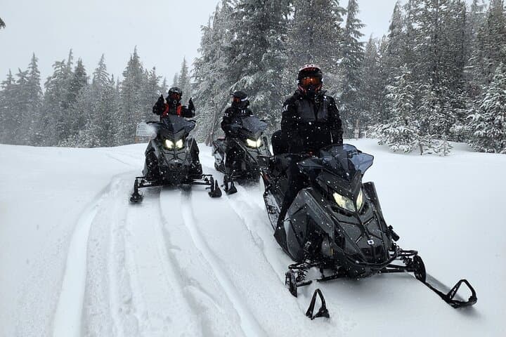 Snowmobile Newberry National Volcanic Monument: 4-Hour Scenic Tour from Bend photo 4