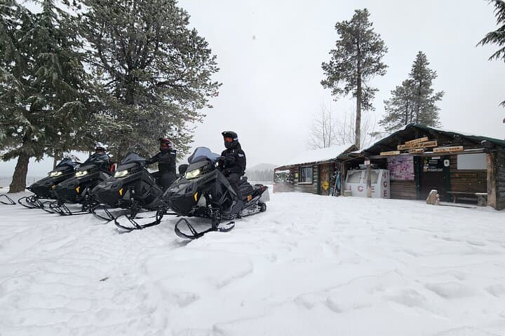 Snowmobile Newberry National Volcanic Monument: 4-Hour Scenic Tour from Bend photo 5
