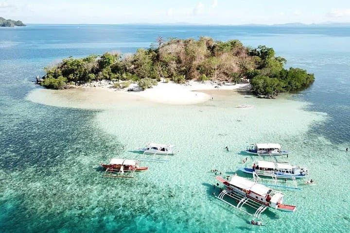 Coron Island Hopping Tour A — Kayangan Lake, Lagoons & Snorkel Stops photo 1