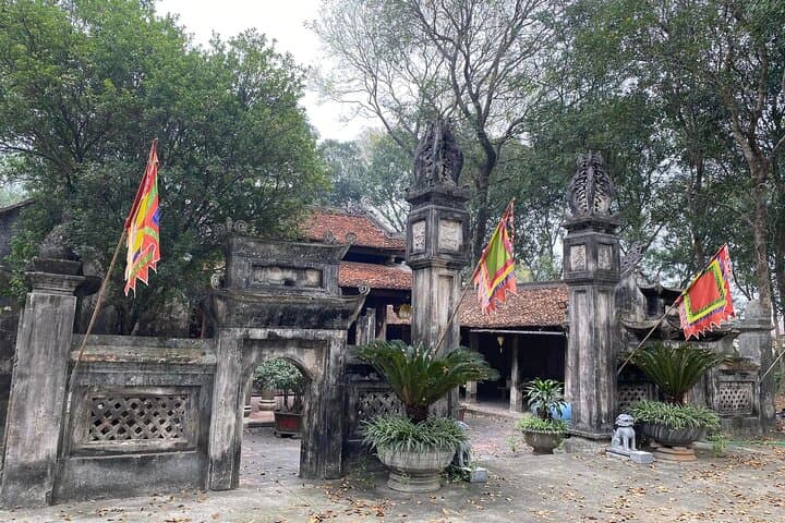 Co Loa Citadel Bike Game: Explore Ancient Vietnam on a Map-Based Quest from Hanoi photo 6