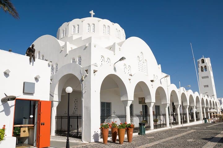 Santorini Private 6-Hour Highlights Tour — Caldera Views, Oia & Akrotiri photo 2
