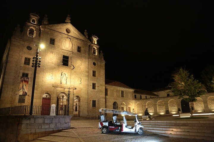Guided Tuk-Tuk Tour of Ávila: Walls, Miradores & Saint Teresa Sights photo 2