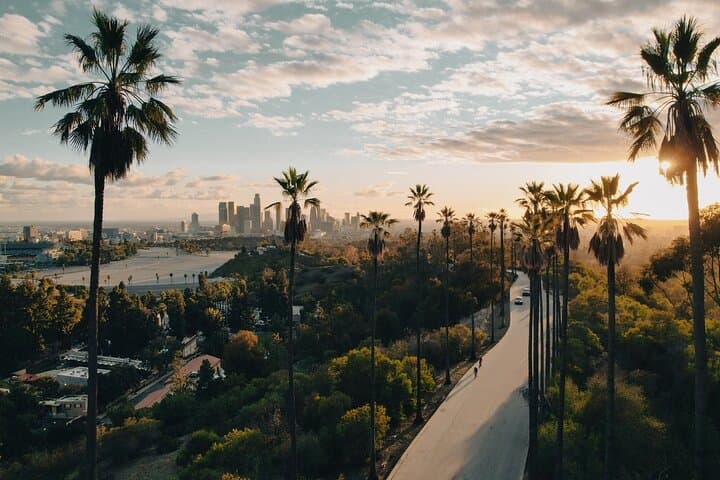 Downtown LA Timeless Treasures: Private 2-Hour Discovery Walking Tour
