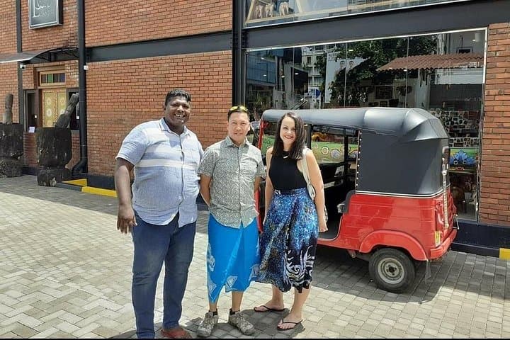 Colombo by Tuk Tuk: Private Morning & Evening City Tour photo 4