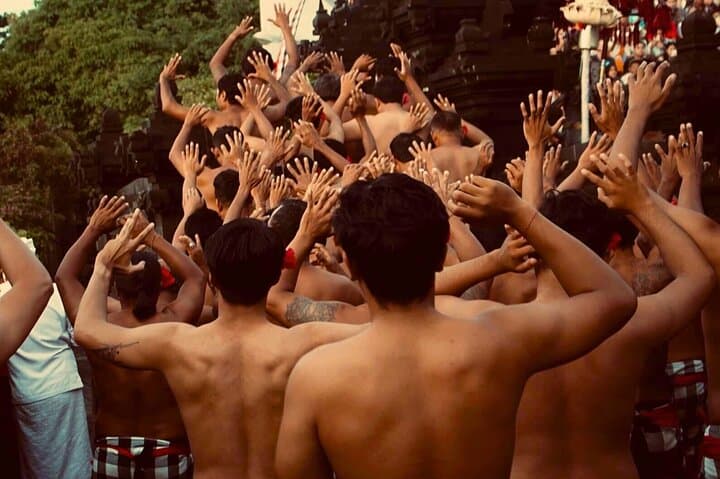 Uluwatu Temple, Kecak Fire Dance & Jimbaran Seafood Sunset Private Tour photo 4