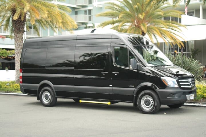 Honolulu Airport Sprinter Van Departure — Private Waikiki to HNL Transfer photo 2