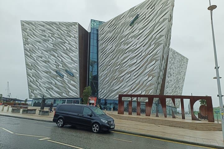 Giants Causeway Day Trip from Belfast Cruise Terminal — Dark Hedges, Carrick-a-Rede & Dunluce