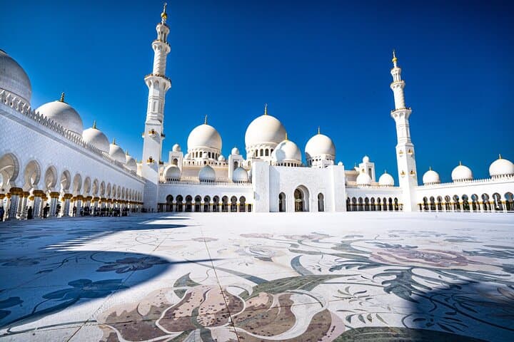 Private Abu Dhabi Cultural Tour: Sheikh Zayed Mosque, BAPS Mandir & Heritage Highlights photo 6