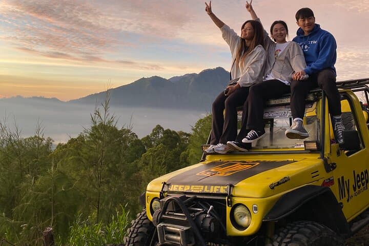 Mount Batur Jeep Sunrise to Toya Bungkah Hot Spring — Bali Sunrise & Thermal Pools photo 4