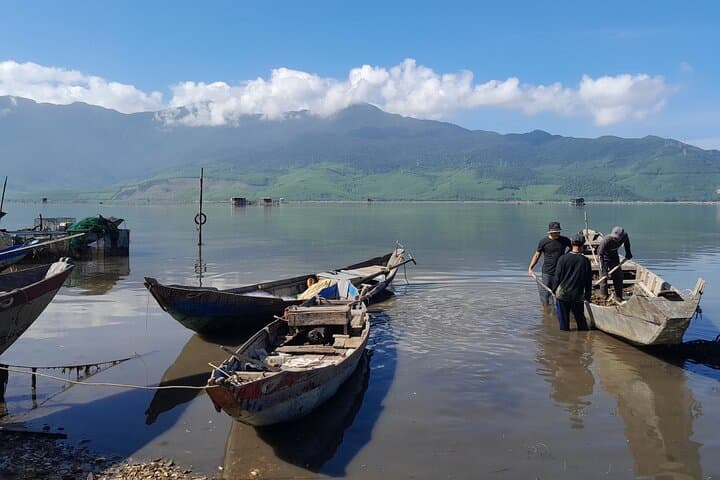 Explore Vietnam's Scenic Route: Phong Nha to Hoi An photo 2