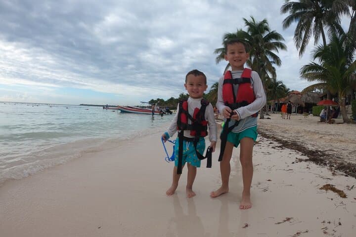 Akumal Turtle Snorkel: Private GoPro Photo Experience photo 6