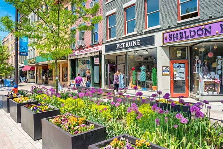 Ithaca Romantic Walking Tour — Love Struck Strolls Private Tour Guide photo 2