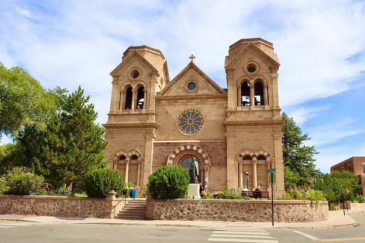 Santa Fe Romantic Walking Tour for Couples: Private 2-Hour Love-Filled Journey photo 4