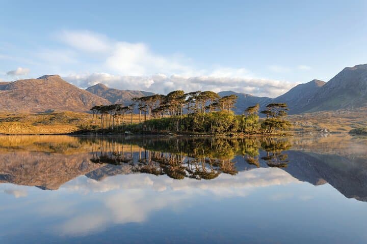 Connemara Private Full-Day Tour from Galway — Wild Atlantic Way, Kylemore Abbey & Clifden photo 2