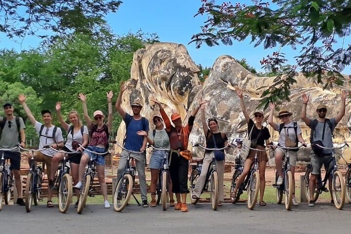 Ayutthaya Sunset Bicycle Tour: Ride to the Temples at Dusk photo 2